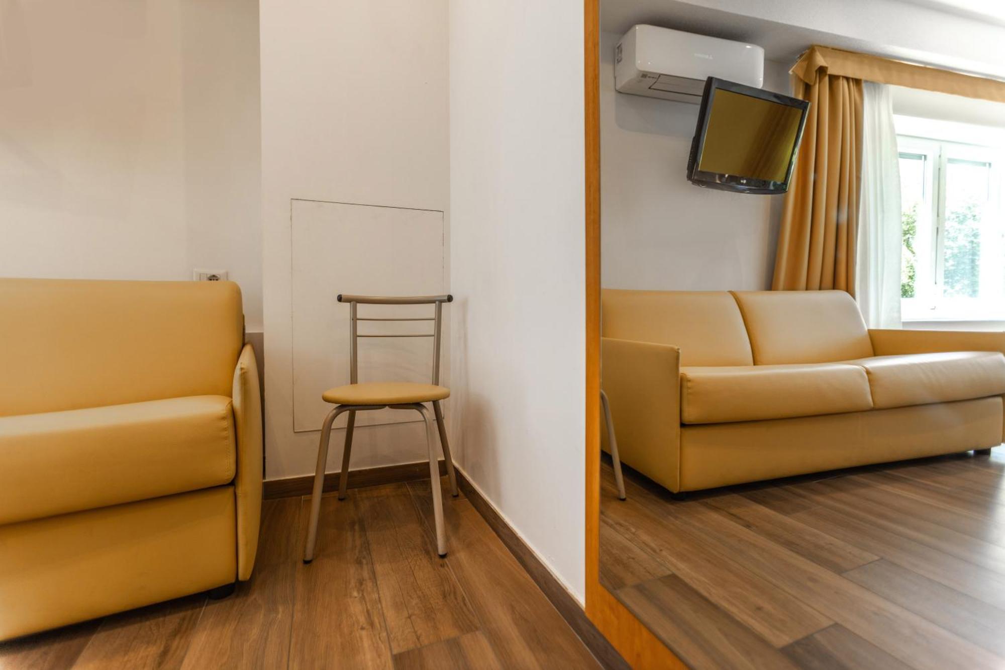 Hotel Villa Margherita Лимоне-суль-Гарда Экстерьер фото