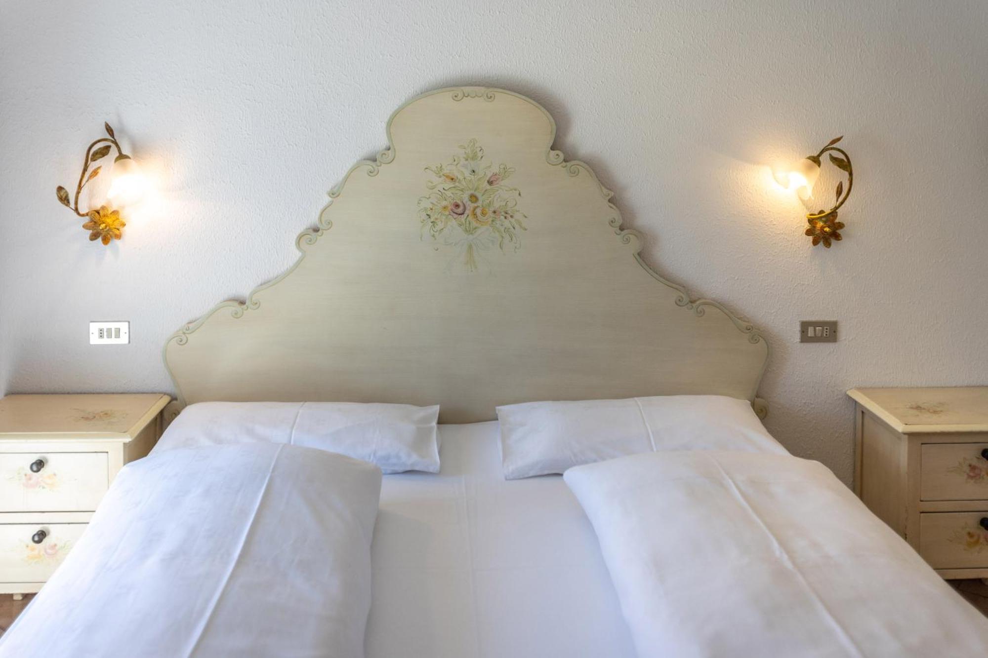 Hotel Villa Margherita Лимоне-суль-Гарда Экстерьер фото