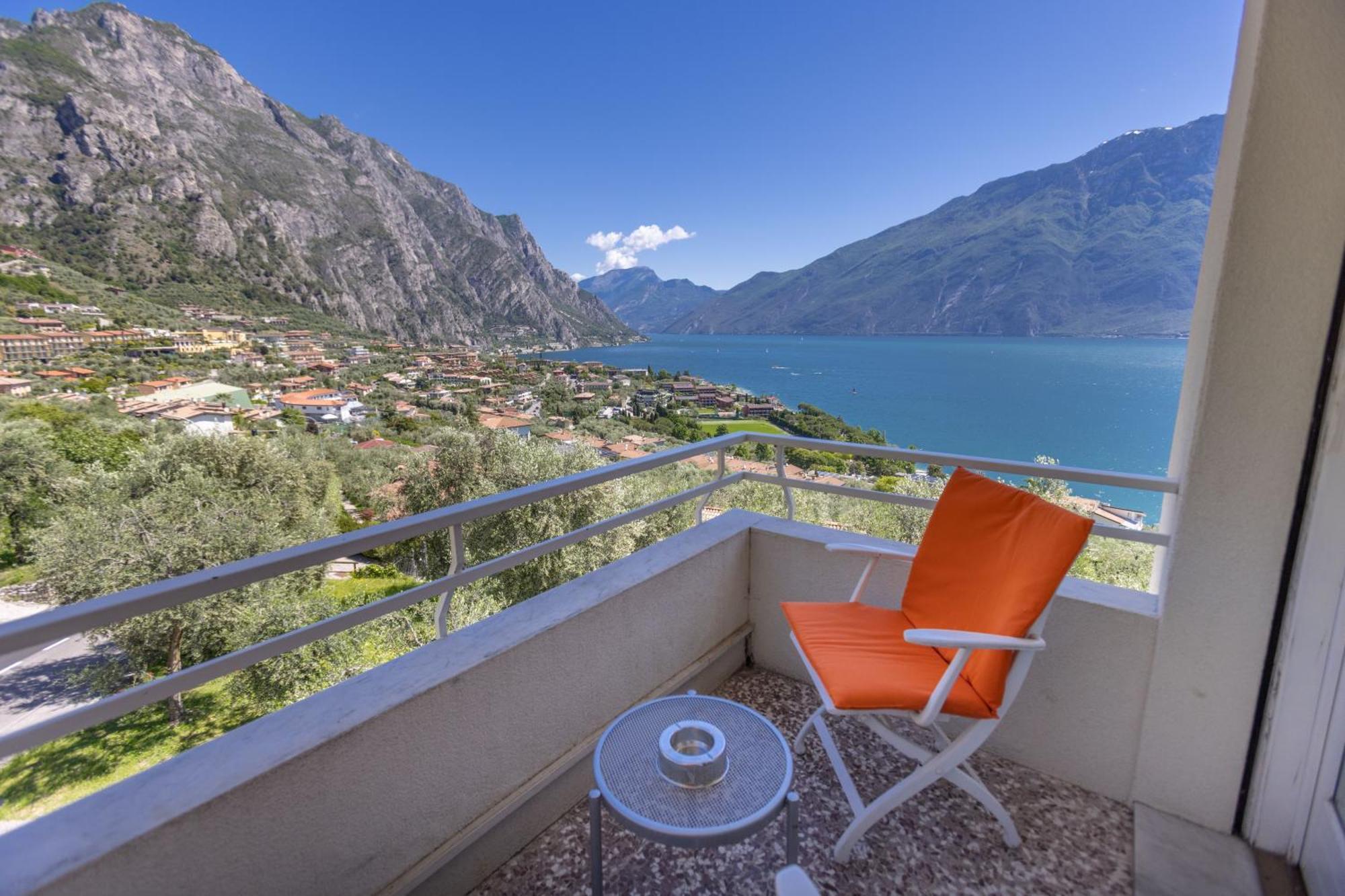 Hotel Villa Margherita Лимоне-суль-Гарда Экстерьер фото