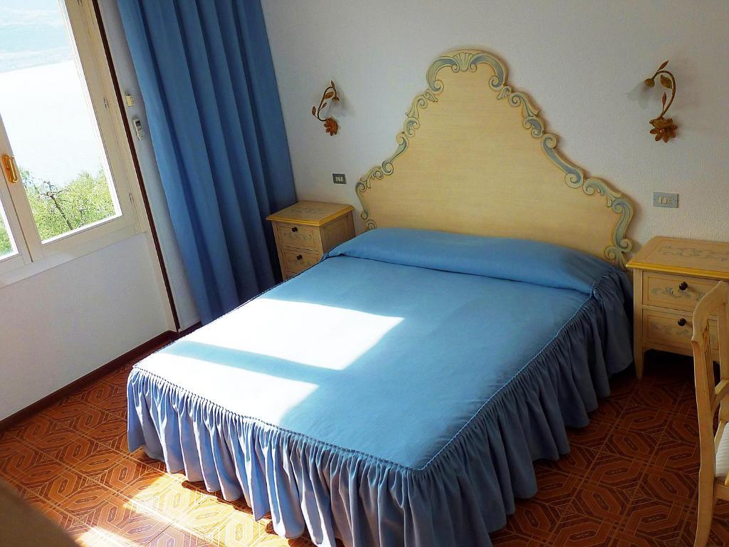 Hotel Villa Margherita Лимоне-суль-Гарда Номер фото